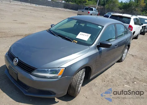 2011 Volkswagen Jetta 2.0L S z USA, uszkodzony, nr VIN 3VW1K7AJ4BM387907